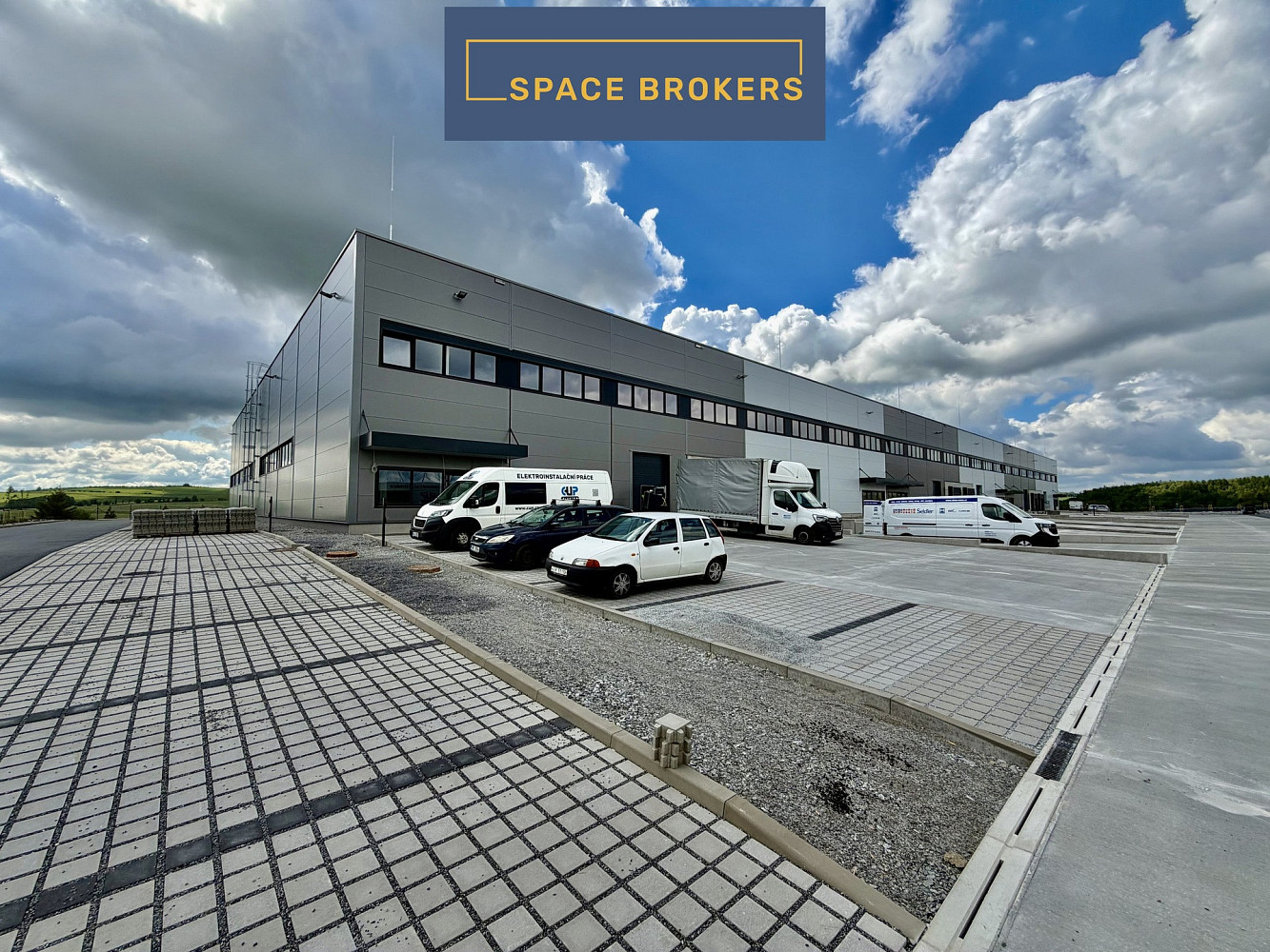 Pronájem skladovacích prostor 1 700 m² — photo 3