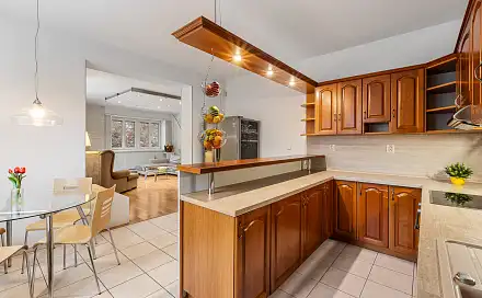 Prodej bytu 4+1 124 m², Na Hřebenkách, Praha 5 - Smíchov