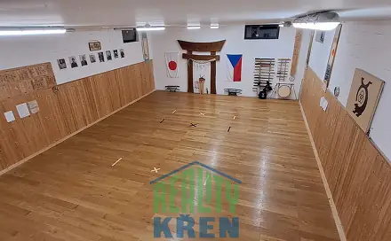 Pronájem komerčního objektu (jiného typu) 120 m², Ke Kozím hřbetům, Praha 6 - Suchdol