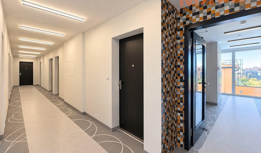 Prodej bytu 1+kk 27 m², Praha – náhled fotky 5