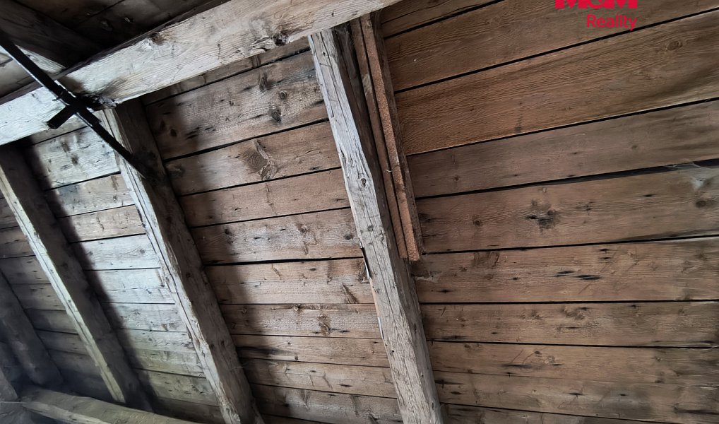 Prodej domu 215 m² s pozemkem 2 616 m², Bochov – náhled fotky 12