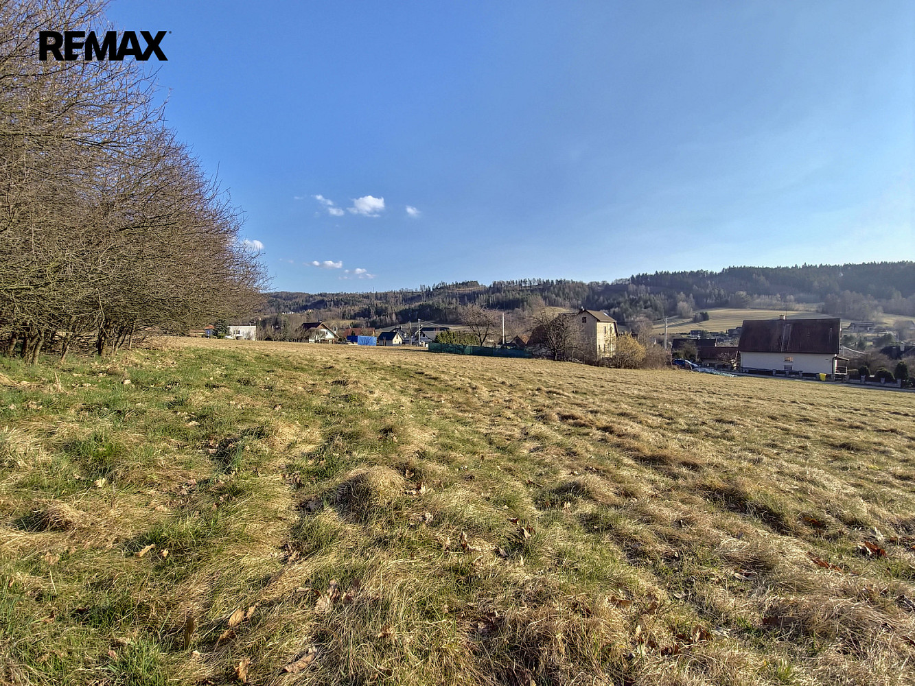 Prodej stavebního pozemku 1 727 m²
