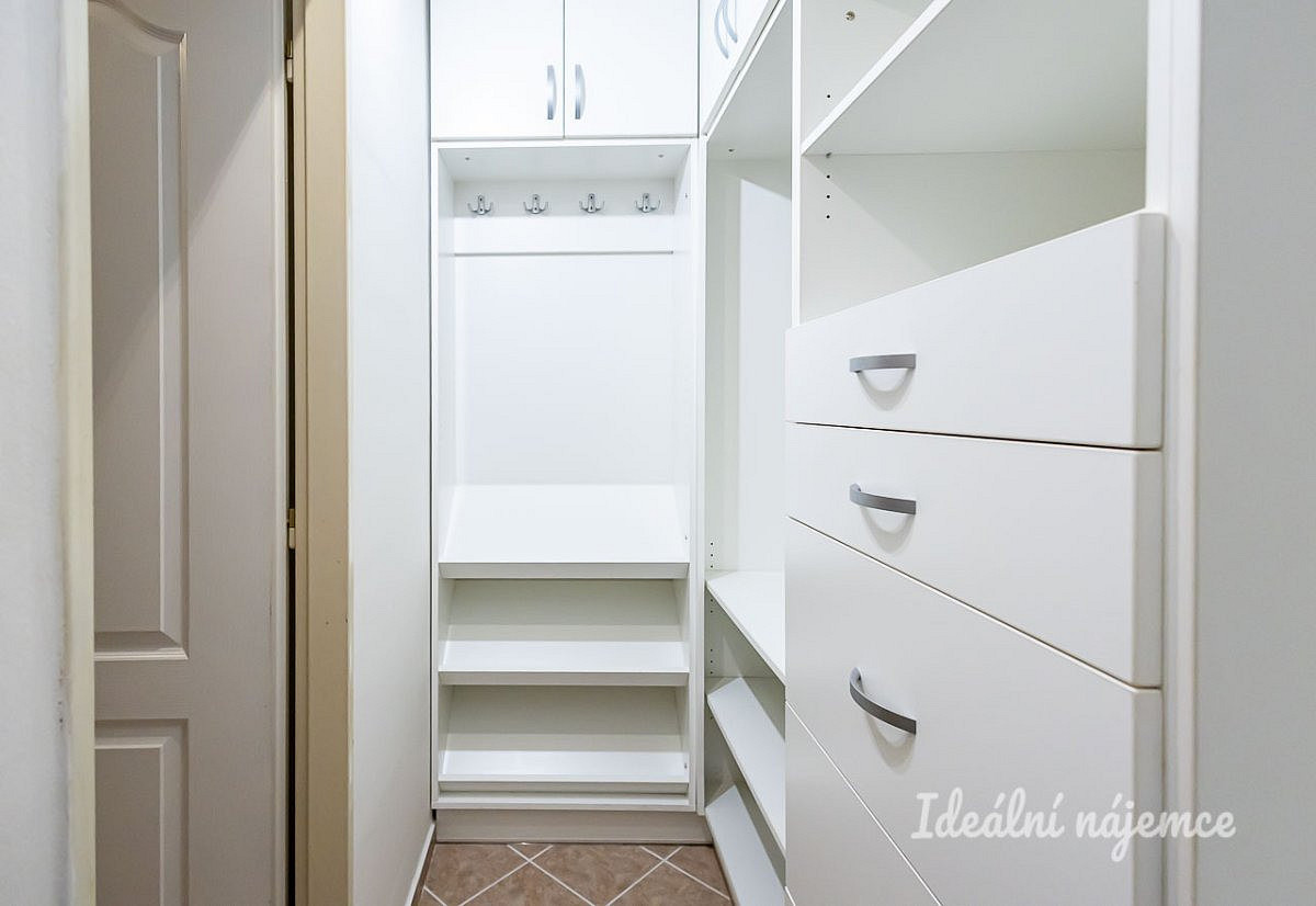 Pronájem bytu 2+kk 46 m² — photo 4