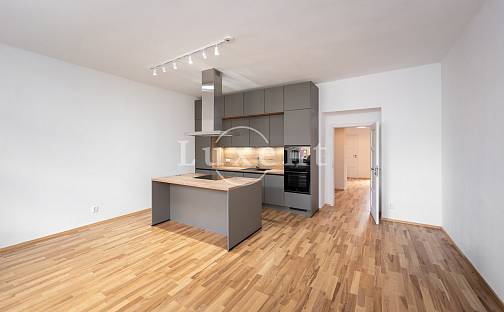 Pronájem bytu 2+kk 68 m², Vinohradská, Praha 2 - Vinohrady