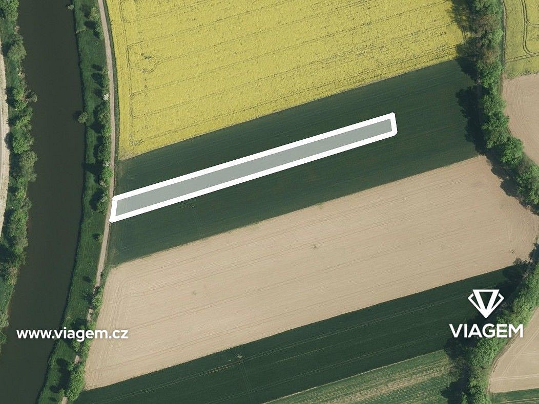 Prodej pole 914 m² – fotografie 2