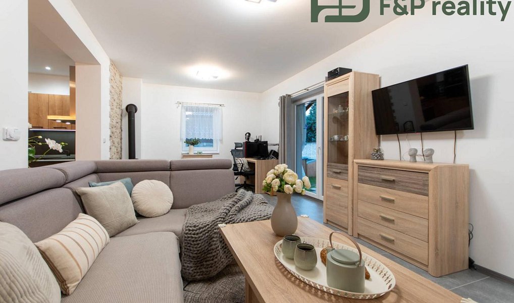 Prodej domu 100 m² s pozemkem 243 m², Všechlapy – náhled fotky 5