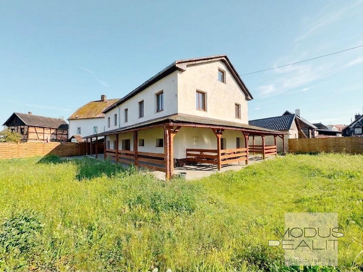 Prodej domu 400 m² s pozemkem 857 m²