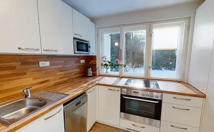 Pronájem chaty/chalupy 85 m² s pozemkem 1 100 m², Ve Smrčinách, Jevany, okres Praha-východ