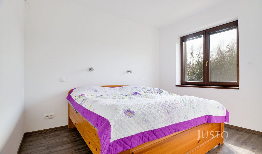 Prodej domu 227 m² s pozemkem 1 747 m², Teplice – náhled fotky 16