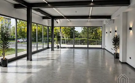 Pronájem obchodních prostor 120 m²