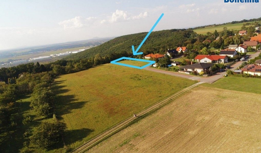 Prodej stavebního pozemku 1 850 m², Dobrovice – náhled fotky 2