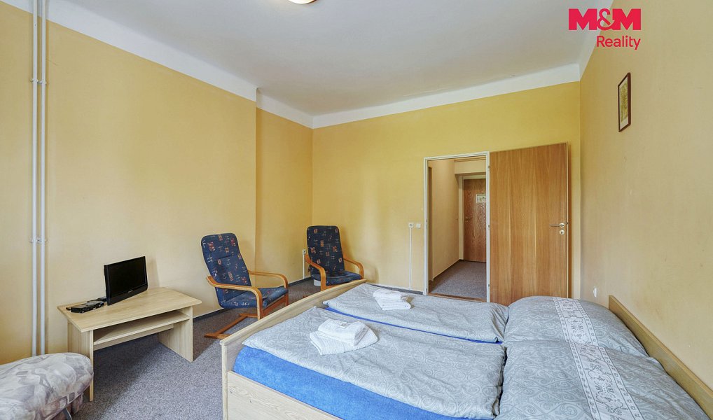 Prodej ubytovacího objektu 950 m², Klenčí pod Čerchovem – náhled fotky 16