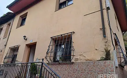 Prodej domu 66 m² s pozemkem 66 m², Langreo, Španělsko