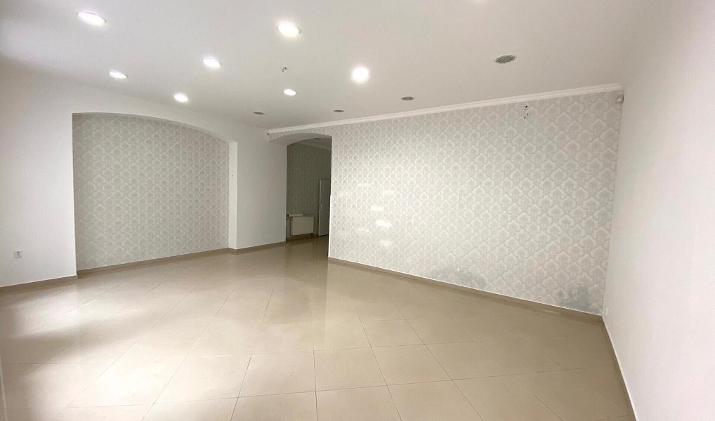 Prodej obchodních prostor 69 m², Karlovy Vary – náhled fotky 3