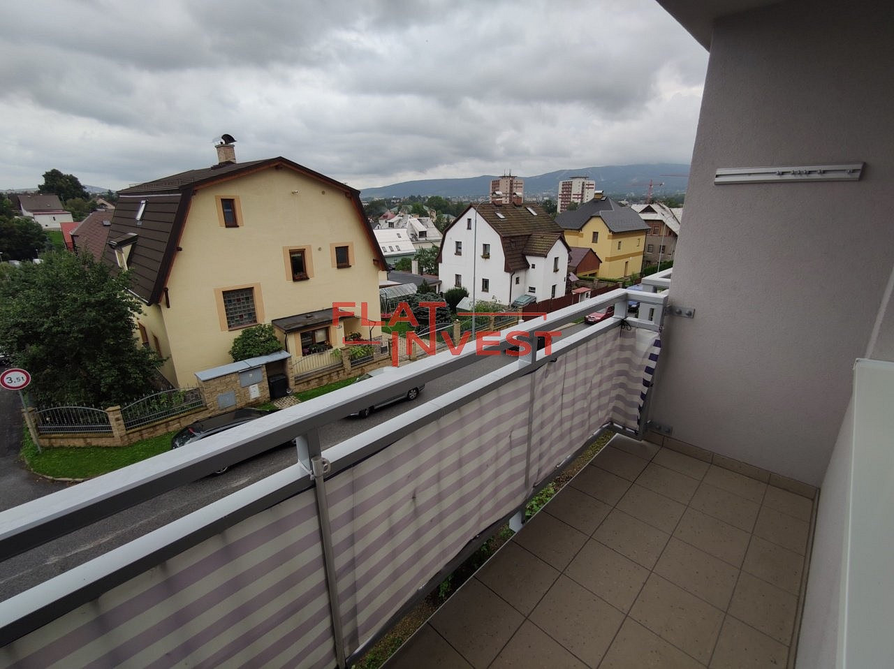 Pronájem bytu 1+kk 32 m² – fotografie 4