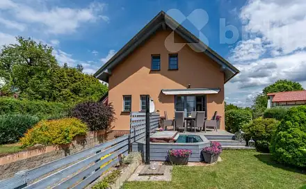 Prodej domu 214 m² s pozemkem 1 285 m², Lýková, Kamenice - Ládví, okres Praha-východ
