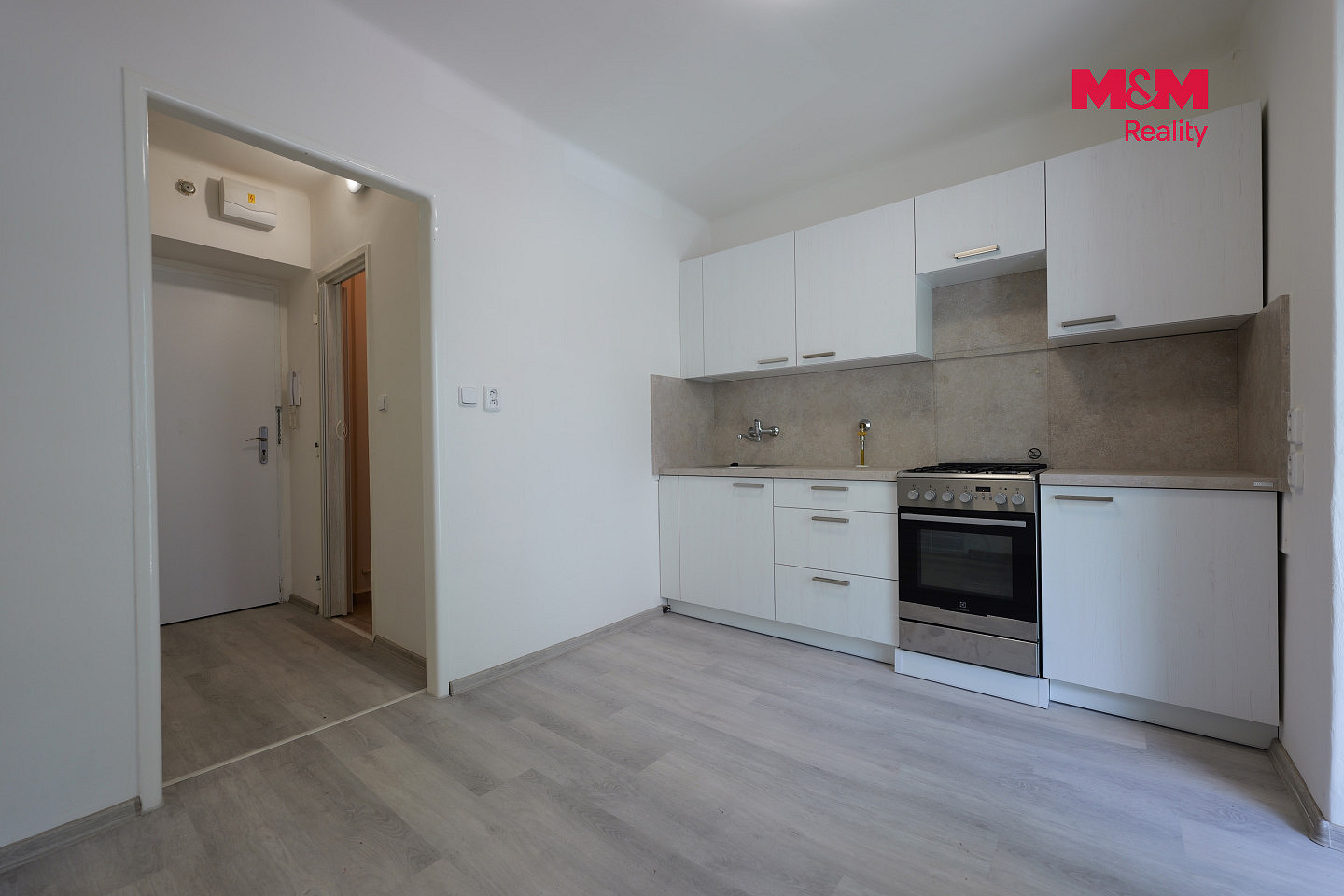 Pronájem bytu 1+1 29 m² – fotografie 2