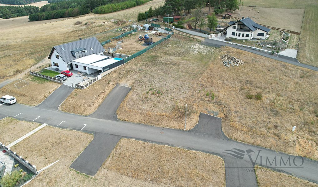 Prodej stavebního pozemku 1 070 m², Pařezov – náhled fotky 4
