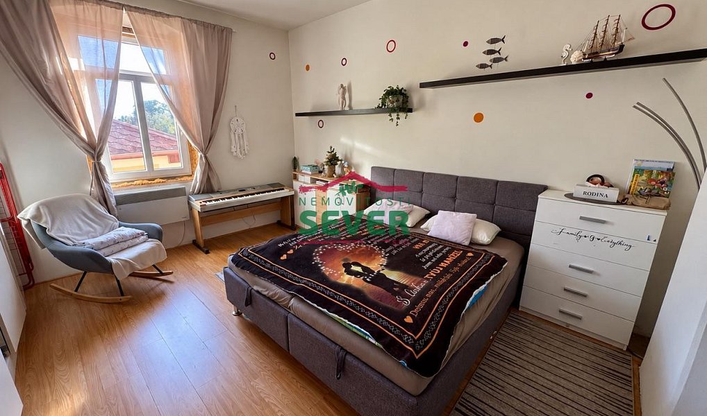 Prodej domu 571 m² s pozemkem 158 m², Luby – náhled fotky 5