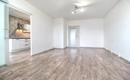 Pronájem bytu 3+1 71 m², Mrkvičkova, Praha 6 - Řepy