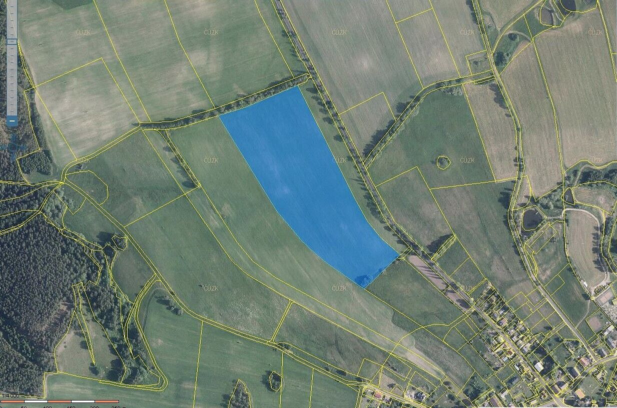Prodej pole 67 139 m²
