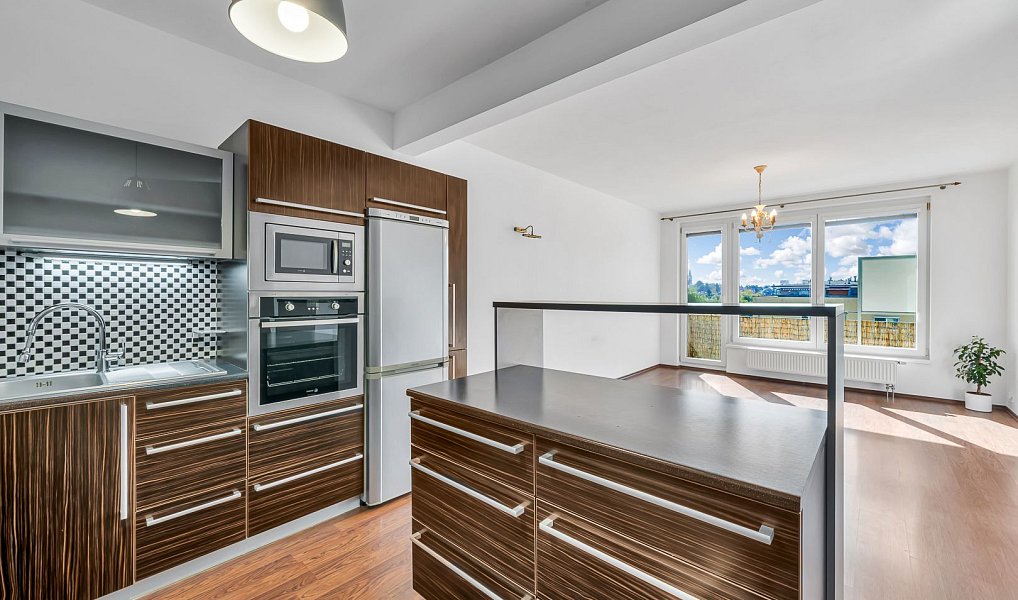 Prodej bytu 2+kk 80 m², Praha – fotka 1 z 21