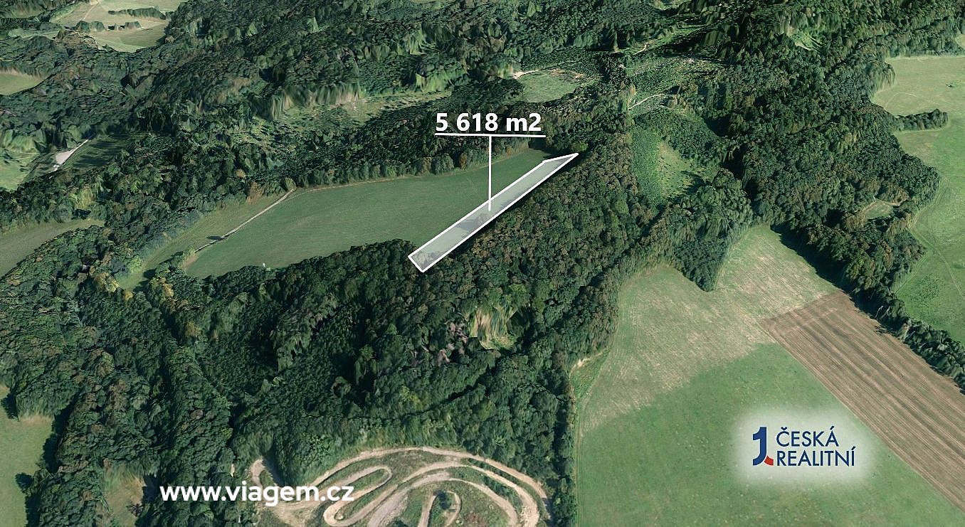 Prodej pole 1 872 m² – fotografie 2