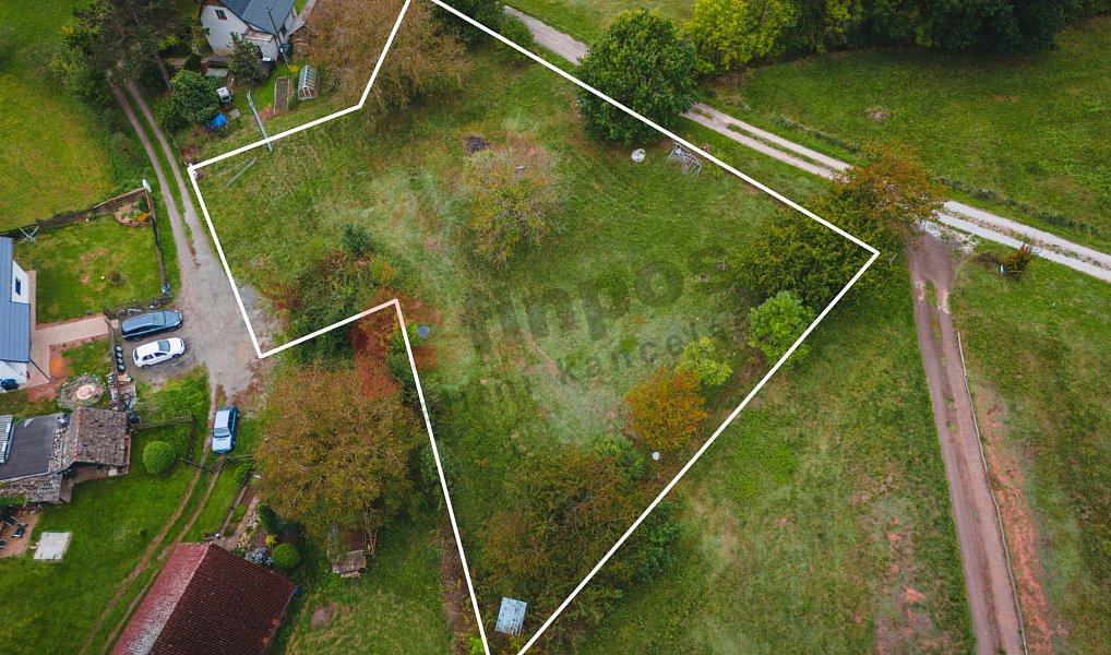 Prodej stavebního pozemku 1 801 m², Radim – náhled fotky 6