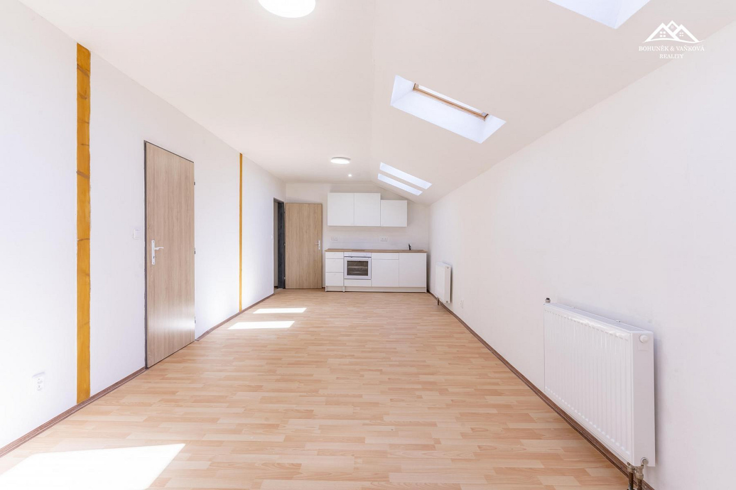 Pronájem bytu 2+kk 45 m²