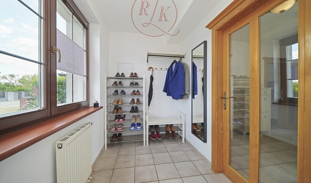 Prodej domu 260 m² s pozemkem 1 550 m², Dolní Kounice – náhled fotky 28