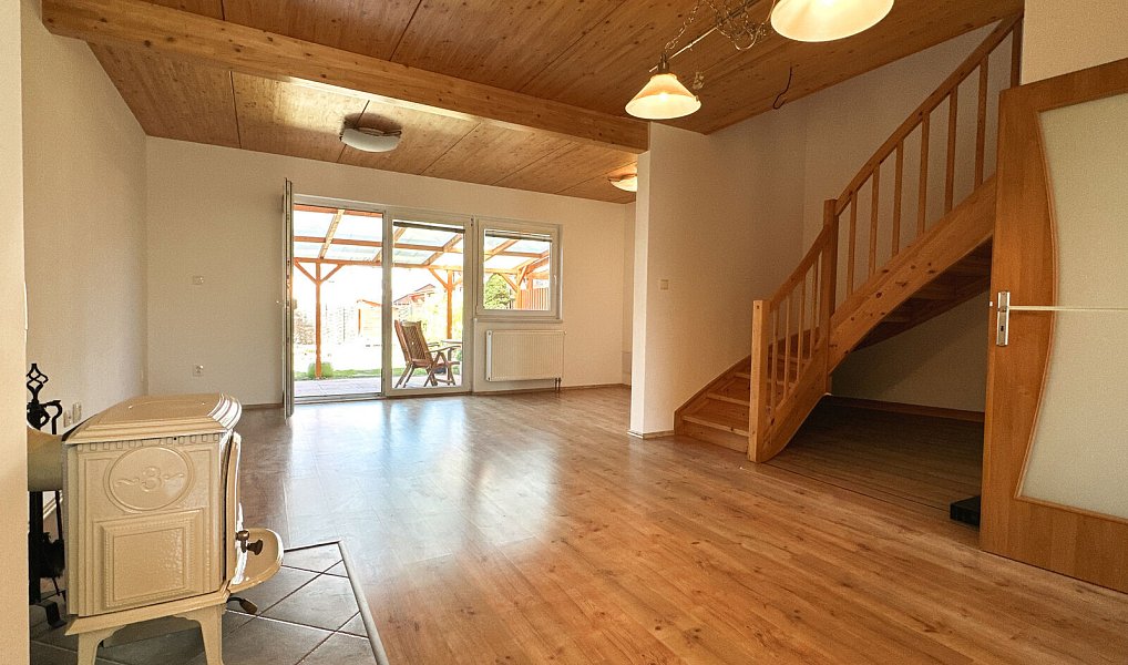 Prodej domu 125 m² s pozemkem 61 m², Rudná – náhled fotky 9