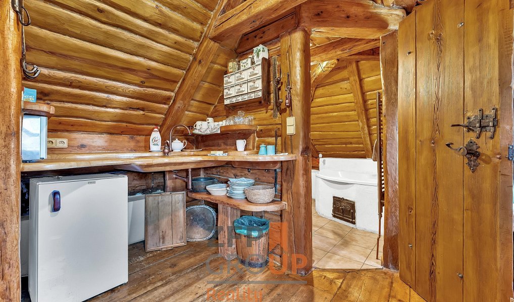 Prodej ubytovacího objektu 143 m², Český Krumlov – náhled fotky 13