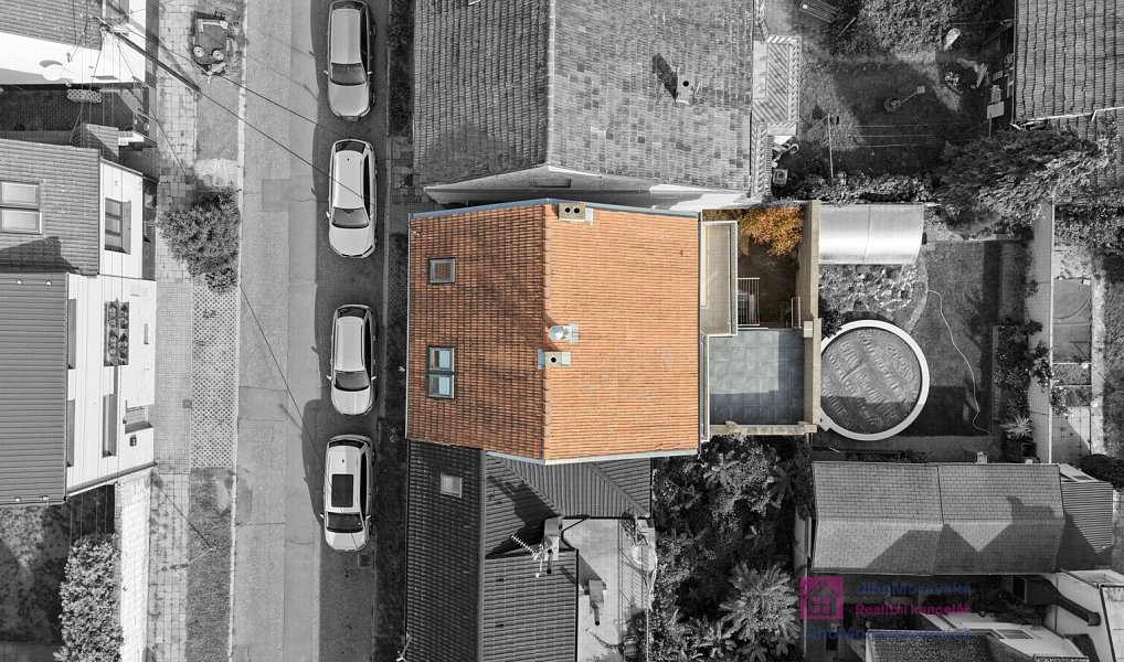 Prodej domu 188 m² s pozemkem 135 m², Hodonín – náhled fotky 25