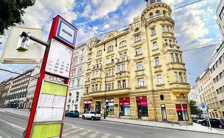 Pronájem bytu 3+1 79 m², Karlovo náměstí, Praha 2 - Nové Město