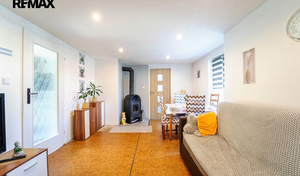 Prodej domu 120 m² s pozemkem 1 324 m², Loučeň – náhled fotky 13