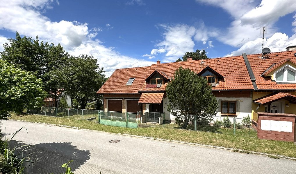 Prodej domu 184 m² s pozemkem 626 m², Želiv – náhled fotky 2