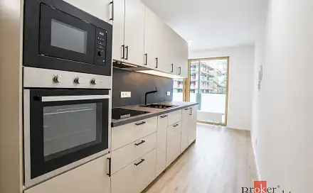 Pronájem bytu 1+kk 31 m²