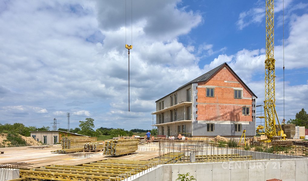Prodej bytu 4+kk 96 m², Hodonice – fotka 1 z 16