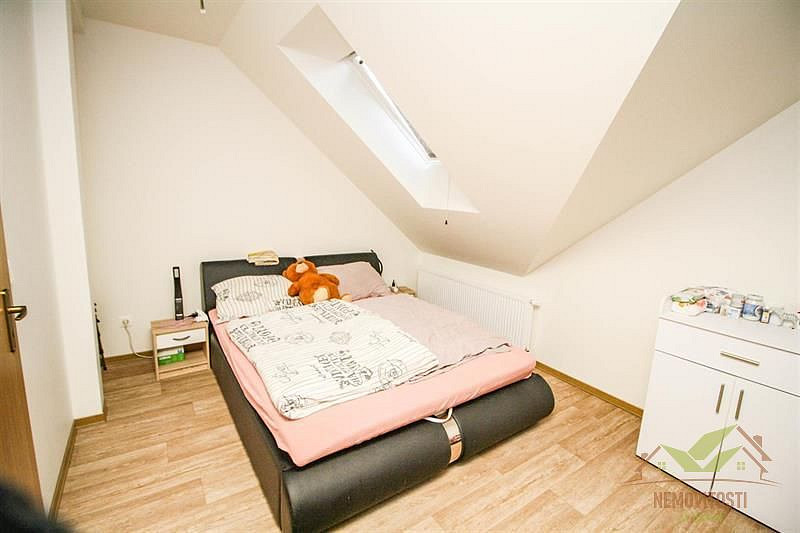 Pronájem bytu 3+kk 67 m²