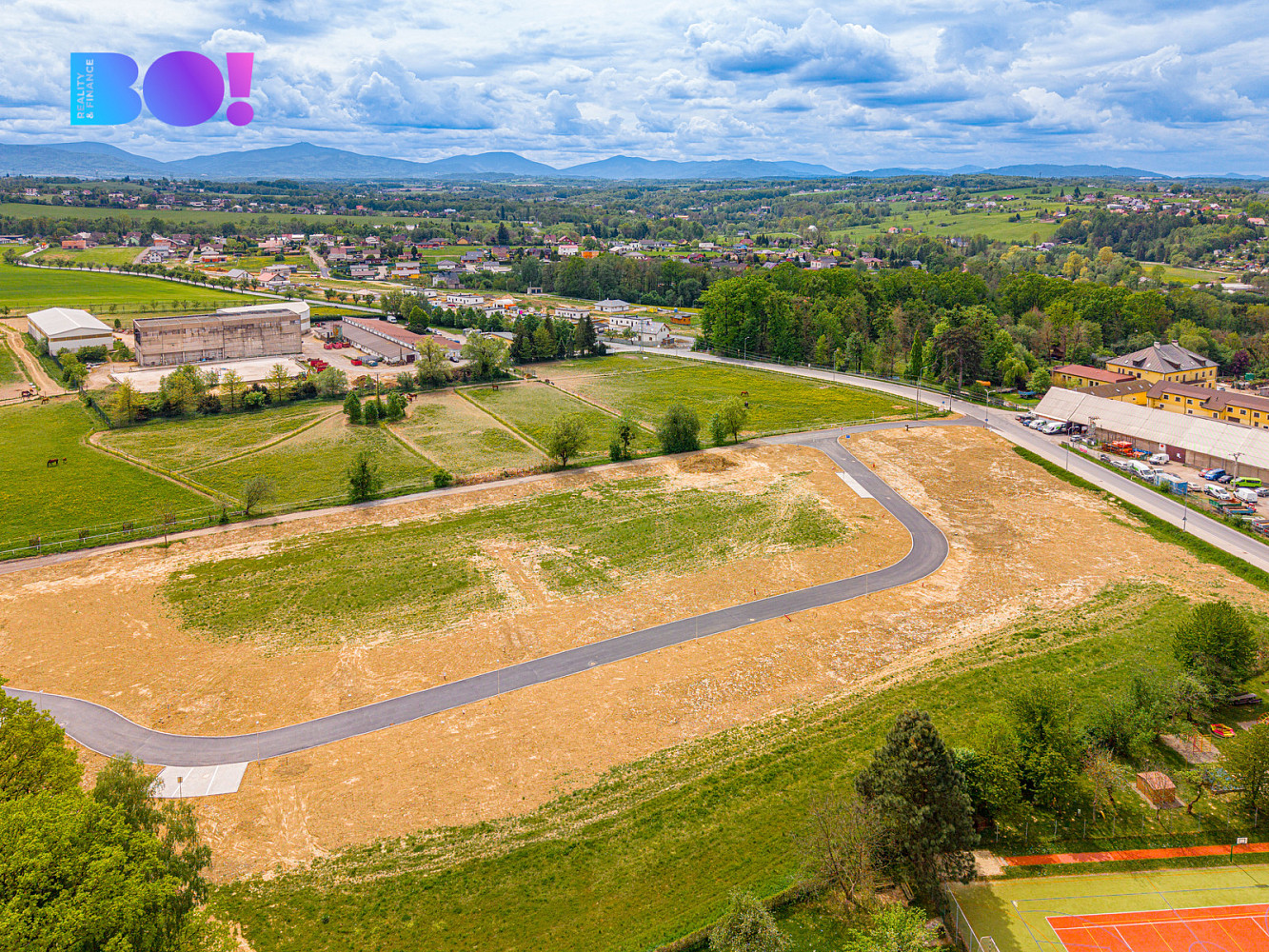 Prodej stavebního pozemku 1 002 m² – pohled 4