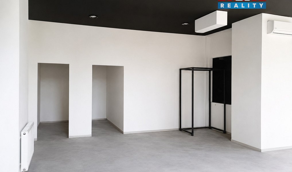 Pronájem obchodních prostor 140 m², Děčín – náhled fotky 2
