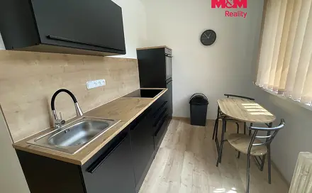 Prodej bytu 2+1 54 m², Duchcovská, Teplice - Řetenice