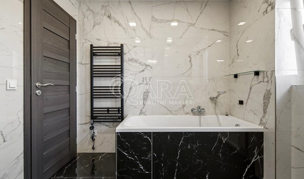 Prodej bytu 2+1 55 m², Hradec Králové – náhled fotky 8