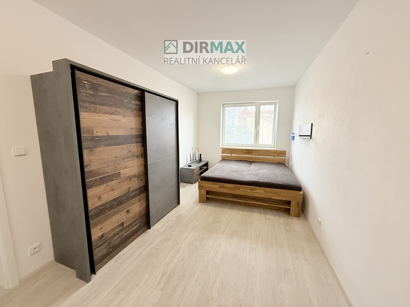 Pronájem bytu 2+kk 60 m² – pohled 5