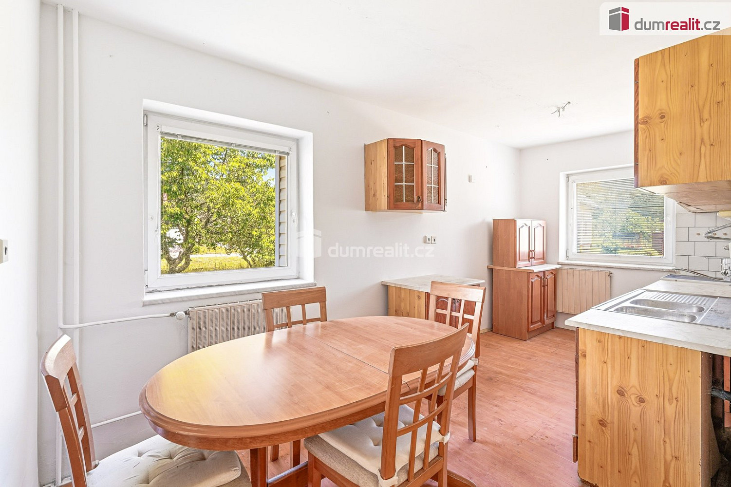 Prodej domu 220 m² s pozemkem 614 m² – fotografie 2