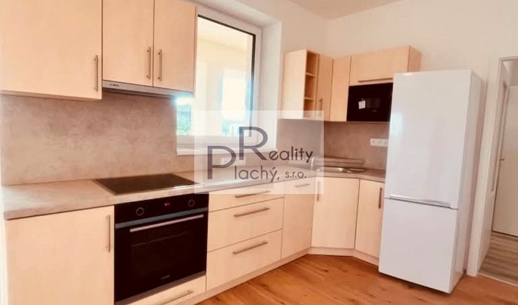 Prodej bytu 2+kk 67 m², Hevlín – fotka 1 z 10