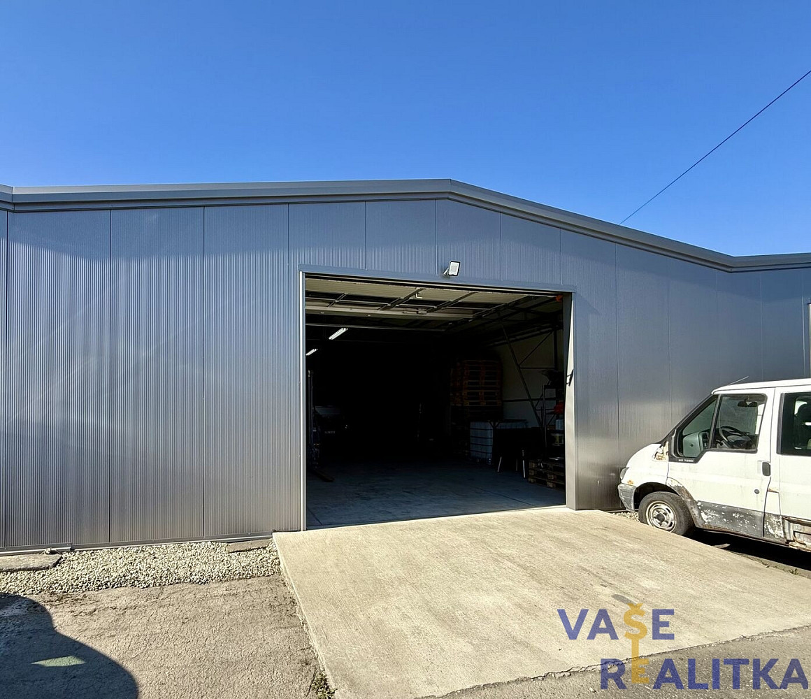 Pronájem skladovacích prostor 223 m²
