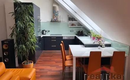 Prodej bytu 4+kk 130 m², Nákladní, Opava - Předměstí