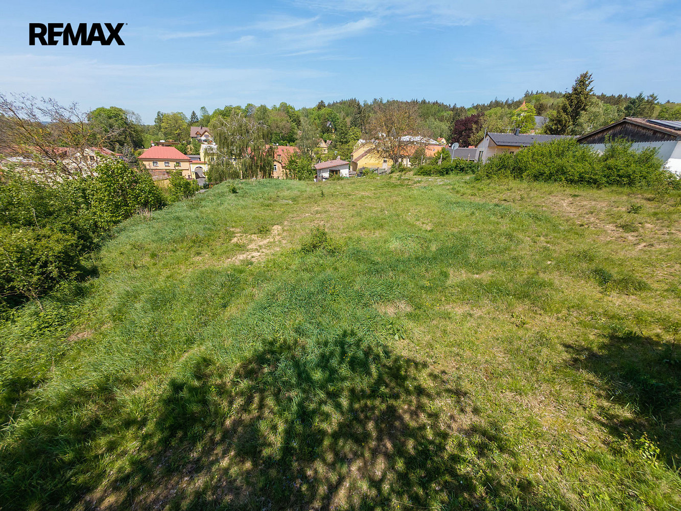 Prodej stavebního pozemku 1 000 m² — photo 2