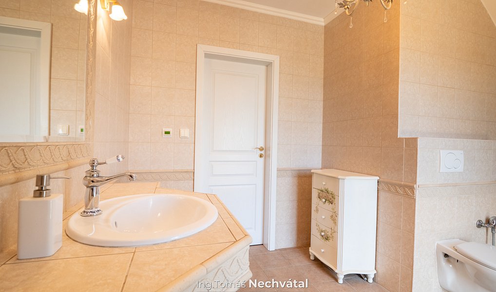 Prodej domu 135 m² s pozemkem 987 m², Těšetice – náhled fotky 35